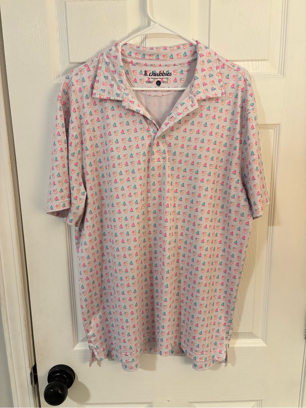 Chubbies white Polo with Multicolor Sailboat Cocktail Pattern